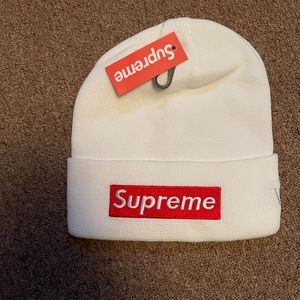 COPY - NEW RRA SUPREME BOX LOGO BEANIE